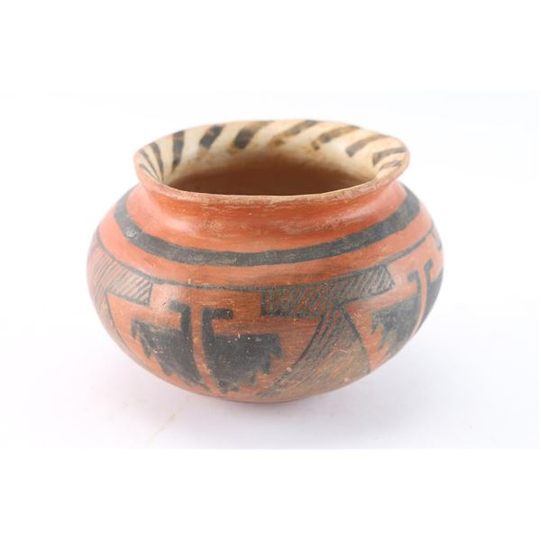 Prehistoric Show Low Polychrome Pot.