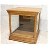 Image 1 : Display Case