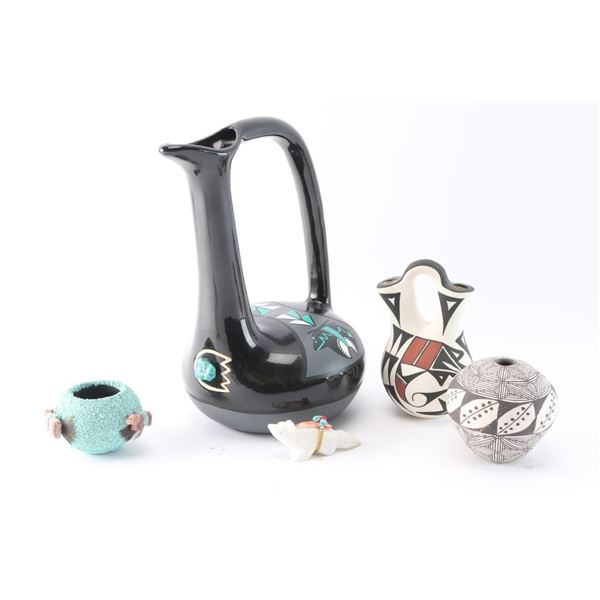 Lot of 4 Native American Pots & Fetish.