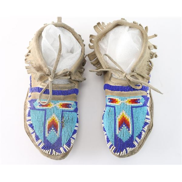 Plains Beaded Moccasins