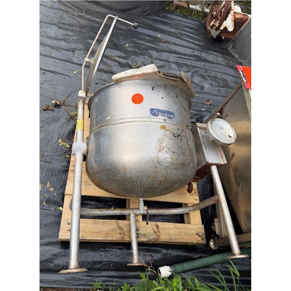 Cleveland Stainless Steel Kettle w/ Lid 30 Gallon Capacity 30" Dia, 24"H
