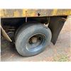 Image 29 : 1989 International Flatbed Truck w/ Knuckle Boom Crane (Starts & Runs - See Video)