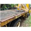 Image 33 : 1989 International Flatbed Truck w/ Knuckle Boom Crane (Starts & Runs - See Video)