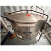 Image 1 : Cleveland Kettle w/ Lid 25 Gallon Capacity 26" Dia, 19"H