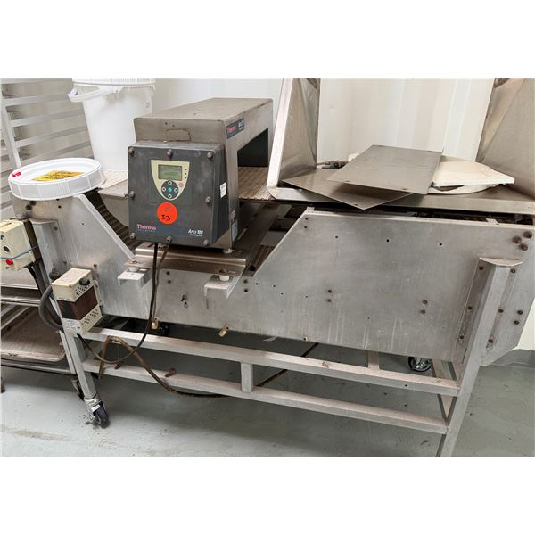 Thermo Apex100 Conveyor Belt Metal Detector (works)