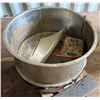 Image 1 : Kason Screen Filter 24" Dia