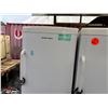 Image 5 : Qty 2 Hamilton Beach HBFRF1100 Upright Freezers