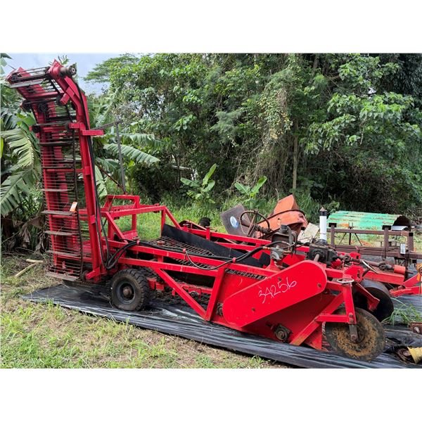 Potato Harvester 2 Row w/ Loading Conveyor