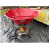 Image 2 : Fertilizer Spreader 250