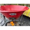 Image 3 : Fertilizer Spreader 250