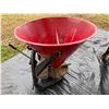 Image 5 : Fertilizer Spreader 250