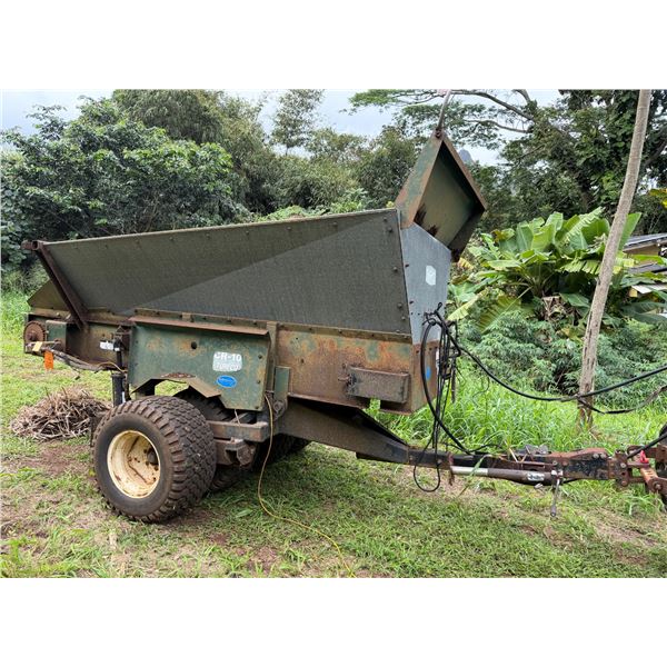 Turfco CR-10 Spreader Top Dresser Material Handler