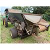 Image 6 : Turfco CR-10 Spreader Top Dresser Material Handler