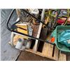 Image 3 : Pallet Misc Pumps & Gas Pressure Washers