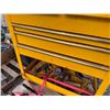 Image 3 : Matco 3-Drawer Rolling Toolbox w/ Misc Hand Tools