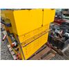 Image 5 : Matco 3-Drawer Rolling Toolbox w/ Misc Hand Tools