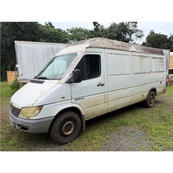 2006 Mercedes Daimler Chrysler 2500 Sprinter Van, Lic. 002TYH (Starts & Runs - See Video)