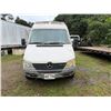 Image 2 : 2006 Mercedes Daimler Chrysler 2500 Sprinter Van, Lic. 002TYH (Starts & Runs - See Video)