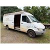 Image 3 : 2006 Mercedes Daimler Chrysler 2500 Sprinter Van, Lic. 002TYH (Starts & Runs - See Video)
