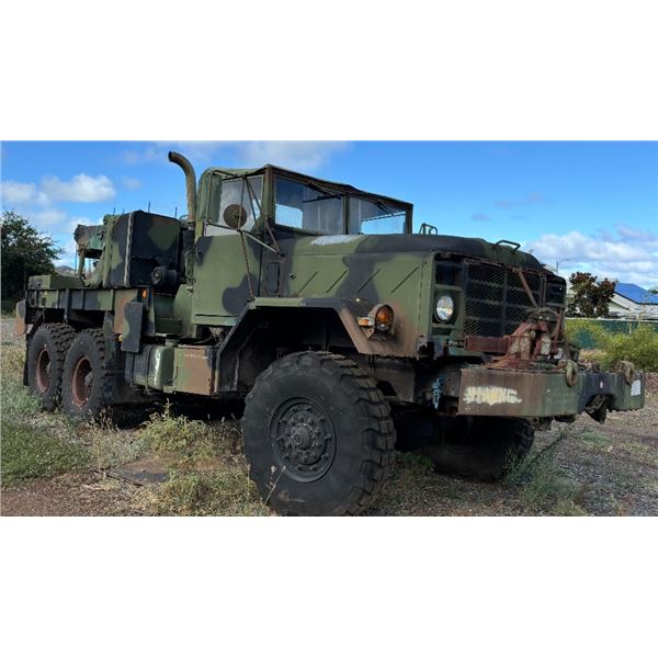 1986 AM General 6x6 Wrecker Tow Truck (has SF-97 from Gov't)