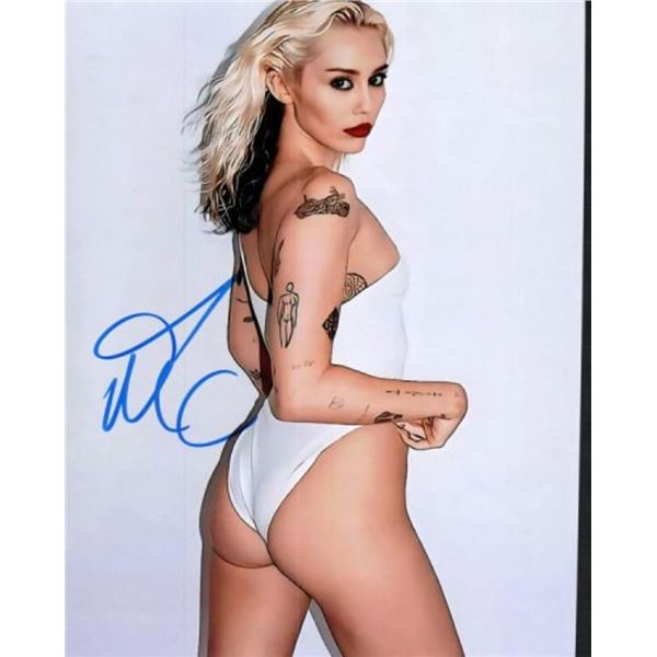 Miley Cyrus facsimile signed photo