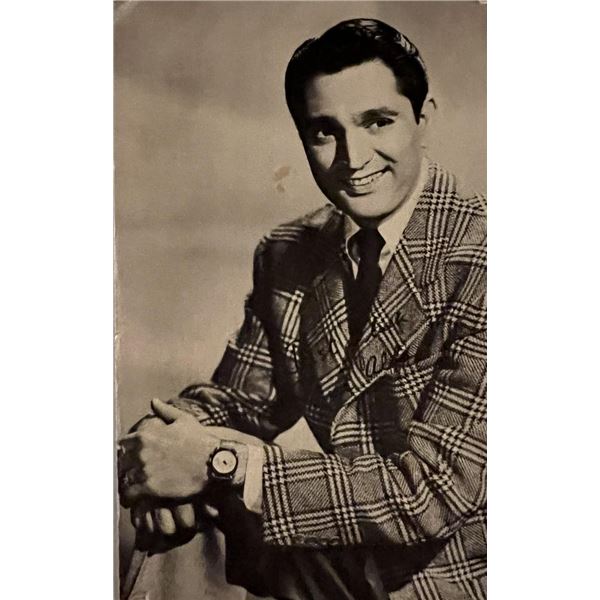Robert Alda facsimile signed postcard. 3x5 inches