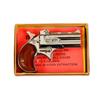 Image 1 : Davis Mdl D32 Cal .32 SN:462736 Over & Under tip-up Derringer in .32 caliber. Nickel finish, wood gr