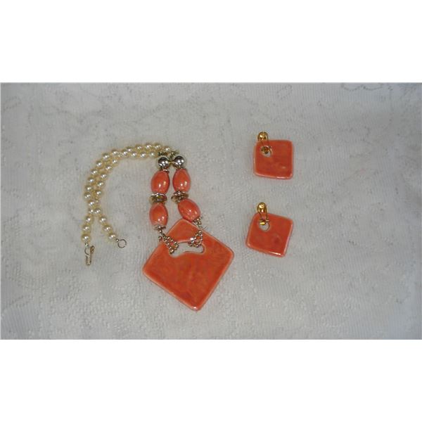 Peach Earring And Necklace Set