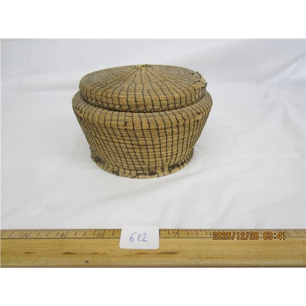 Antique Native American Hand Made Basket Old Item