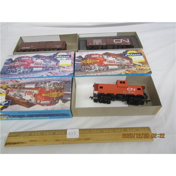 3 Athearn HO Scale Train Cars with Boxes