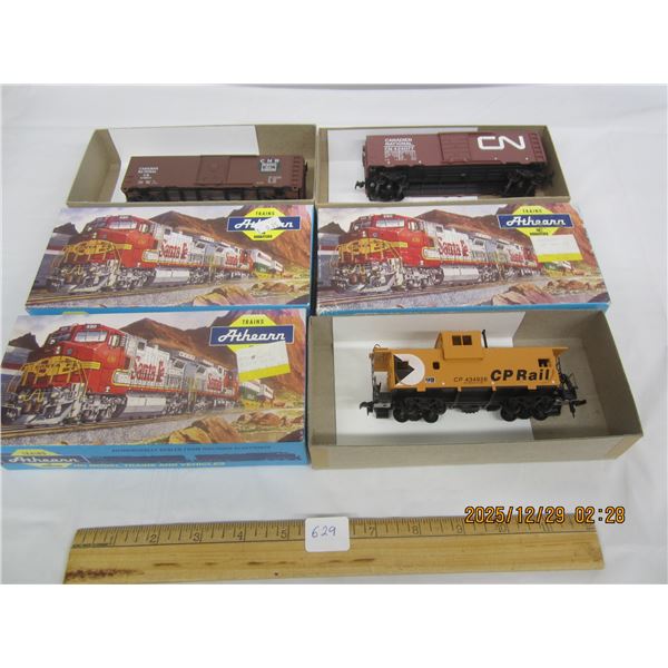 3 Athearn HO Scale Train Cars with Boxes