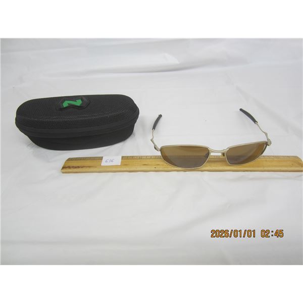 Hi End Oaky Sunglass with Case Lenses Need Replacing