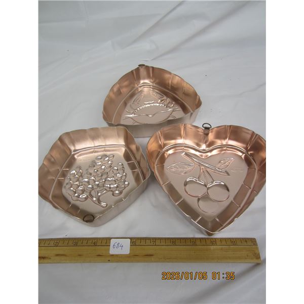 3 Antique West Bend Jelly Molds