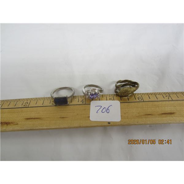 3 Vintage Rings
