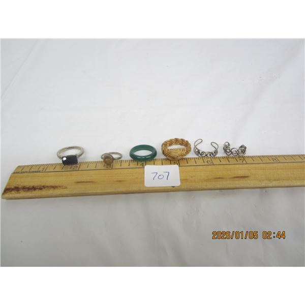 Lot of 6 Vintage Rings