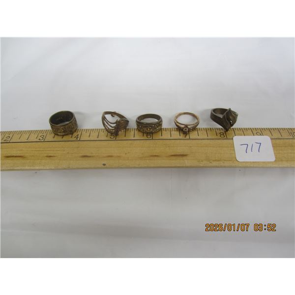 5 Vintage Rings