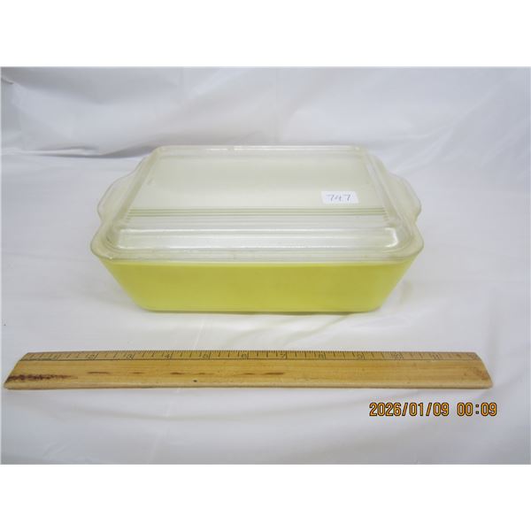 Vintage Yellow Pyrex Dish with Lid