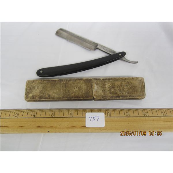 Antique Wams Straight Razor made in Germany in Good Condition with Case