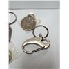 Image 2 : miscellaneous key chains,