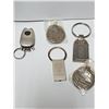 Image 3 : miscellaneous key chains,