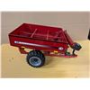 Image 1 : 875 grain cart model toy