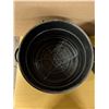 Image 4 : 2 easy clean porcelain cooking pots