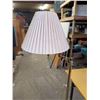 Image 2 : Vintage extendable lamp- untested