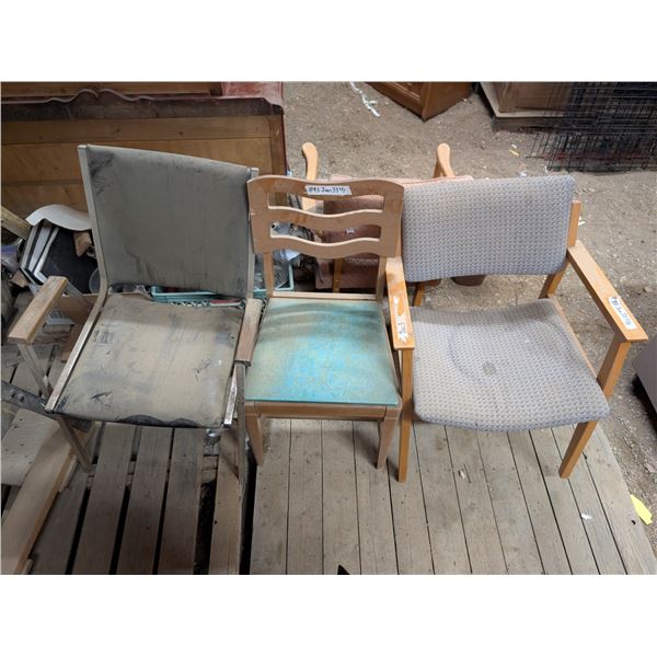 Lot of chairs