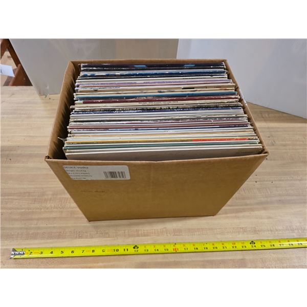 Lot of vinyl country and western records
