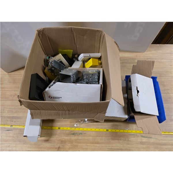 Lot of electrical hardware