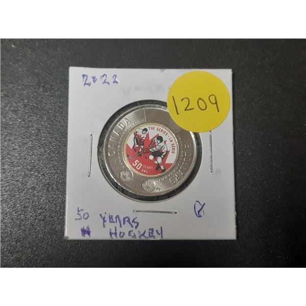 1972 – 2022 $2 Toonie commemorating the 50 Anniversary of the Canada-Russia Hockey Series o