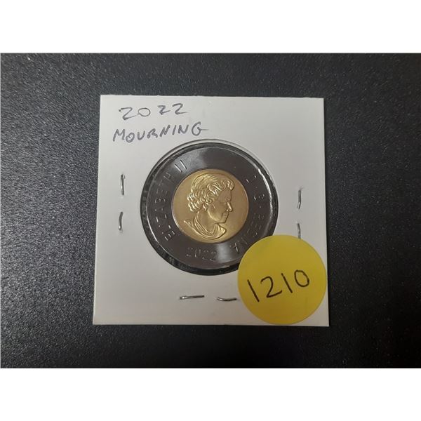 2022 Death of Queen Elizabeth $2 Toonie. Black outer ring is a symbol of mourning. BU.