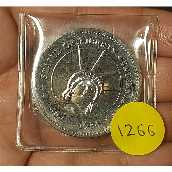 1884 – 1984 Statue of Liberty medal. Unc.