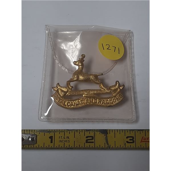 Royal Canadian Dragoons Cap Badge. Gilt.